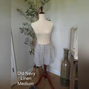 Old Navy Gray Striped Line. High Waist Shorts Relaxed Fit